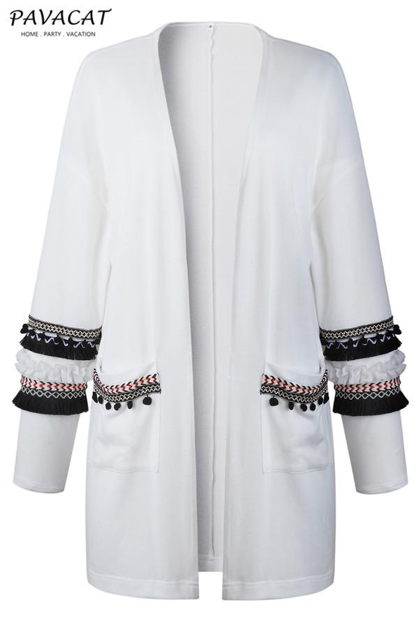 Effortlessly Elegant Cardigan with a Timeless Design