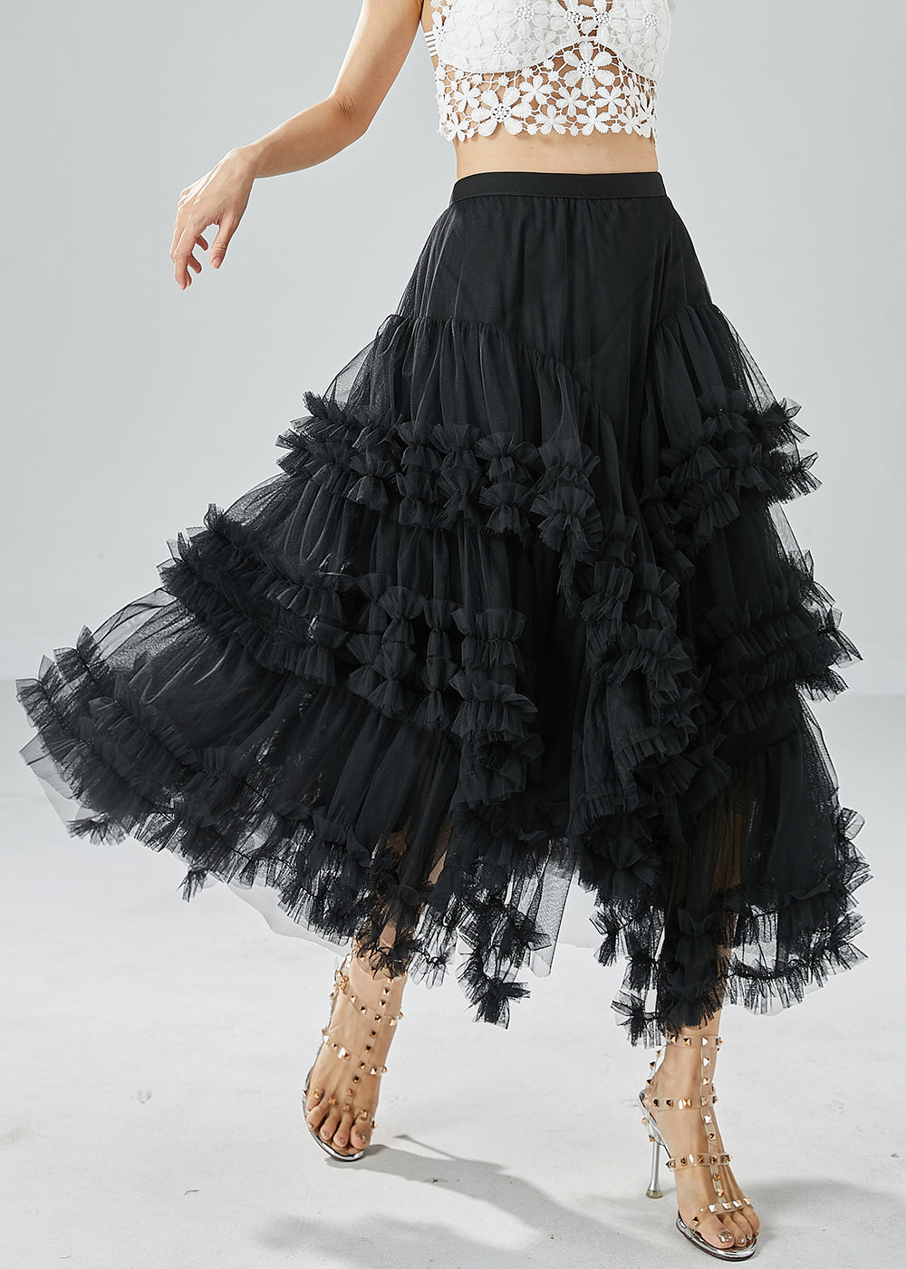 Well Tailored Garment with a Graceful Silhouette