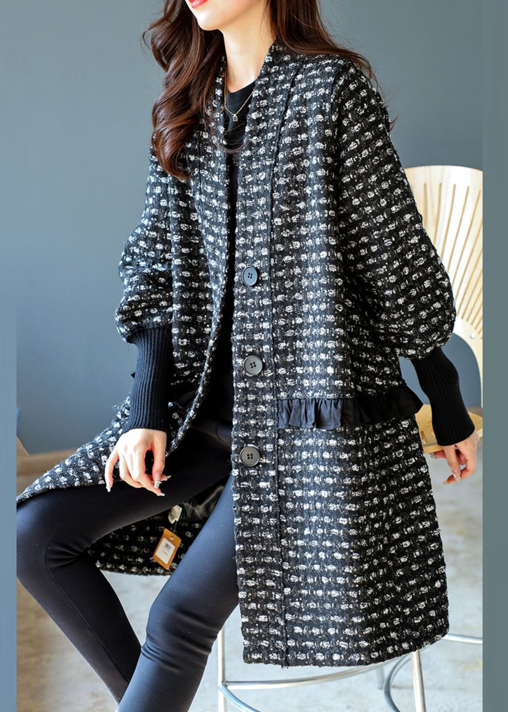 Well Tailored Coat with a Graceful Silhouette