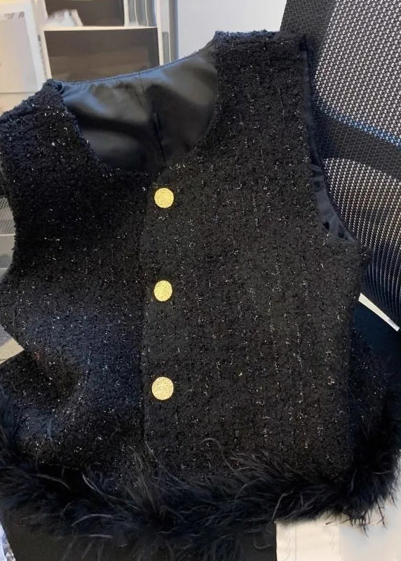 Classic Vintage Coat with a Flattering Fit