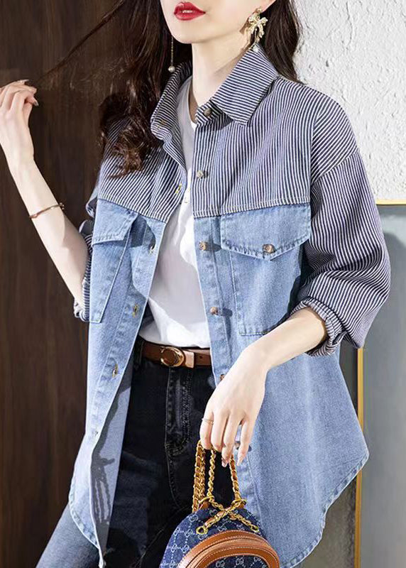 Effortlessly Elegant Coat with a Timeless Design