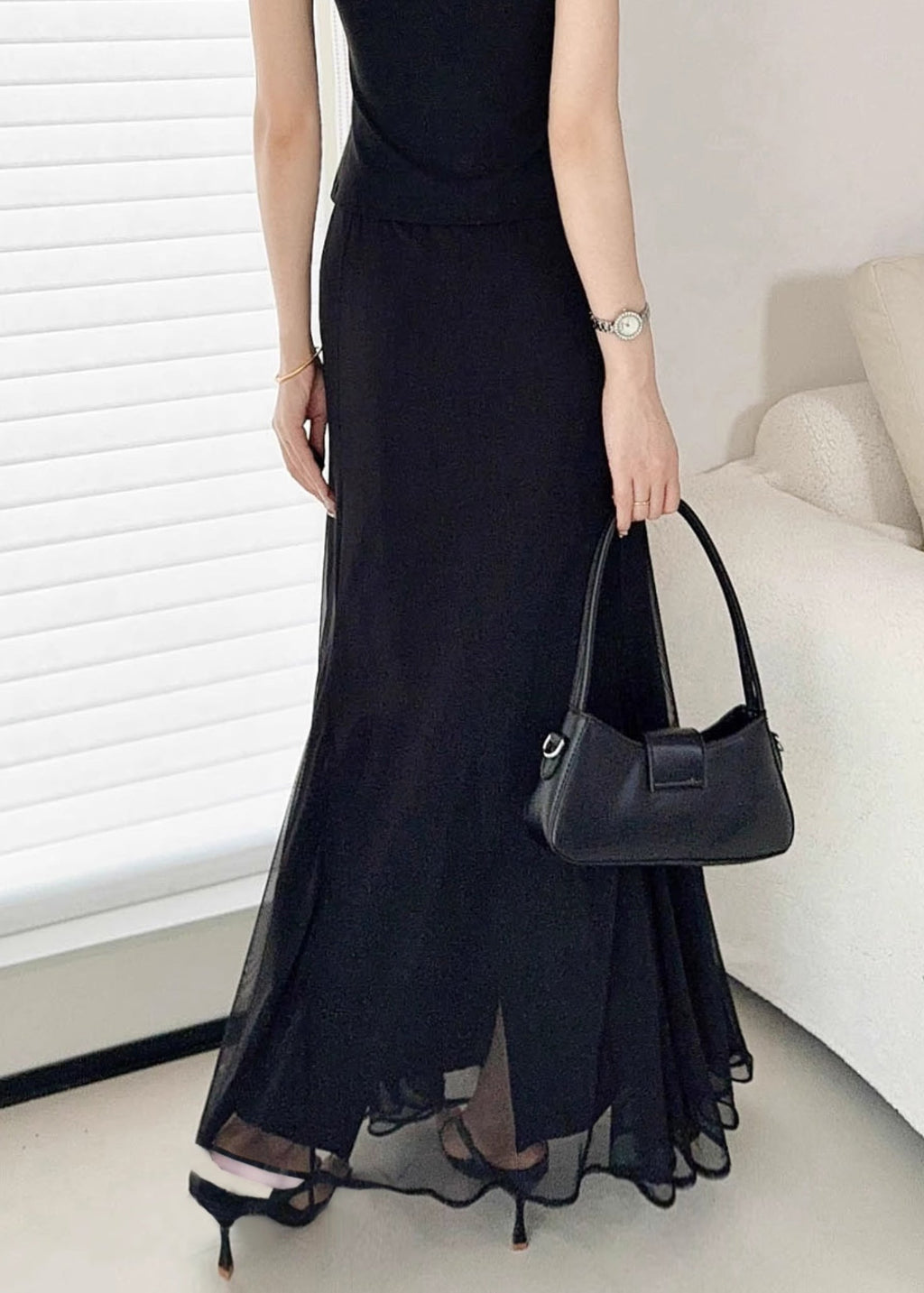 Well Tailored Garment with a Graceful Silhouette