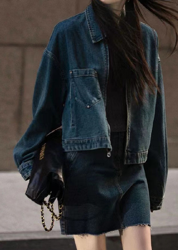 Gracefully Styled Coat for Any Occasion