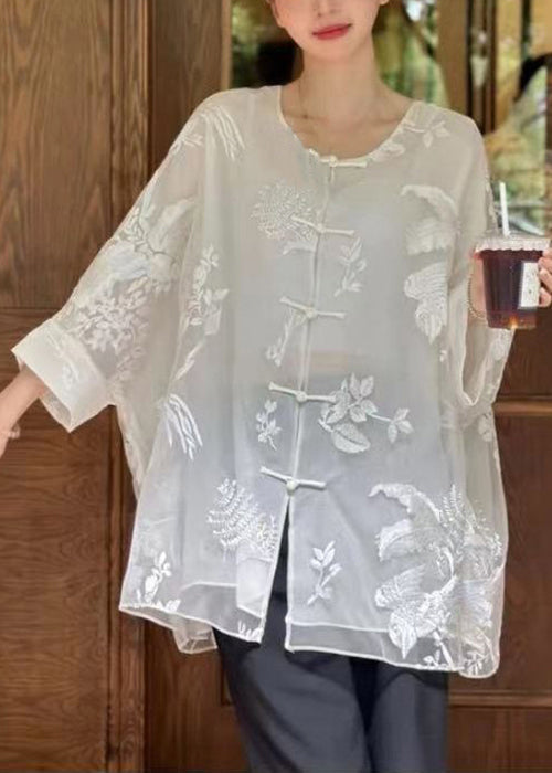 Effortlessly Elegant Blouse with a Timeless Design