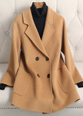 Well Tailored Coat with a Graceful Silhouette