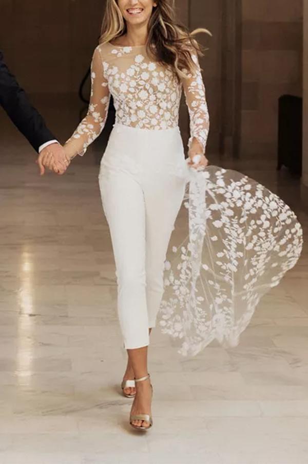 Effortlessly Elegant Shirt with a Timeless Design