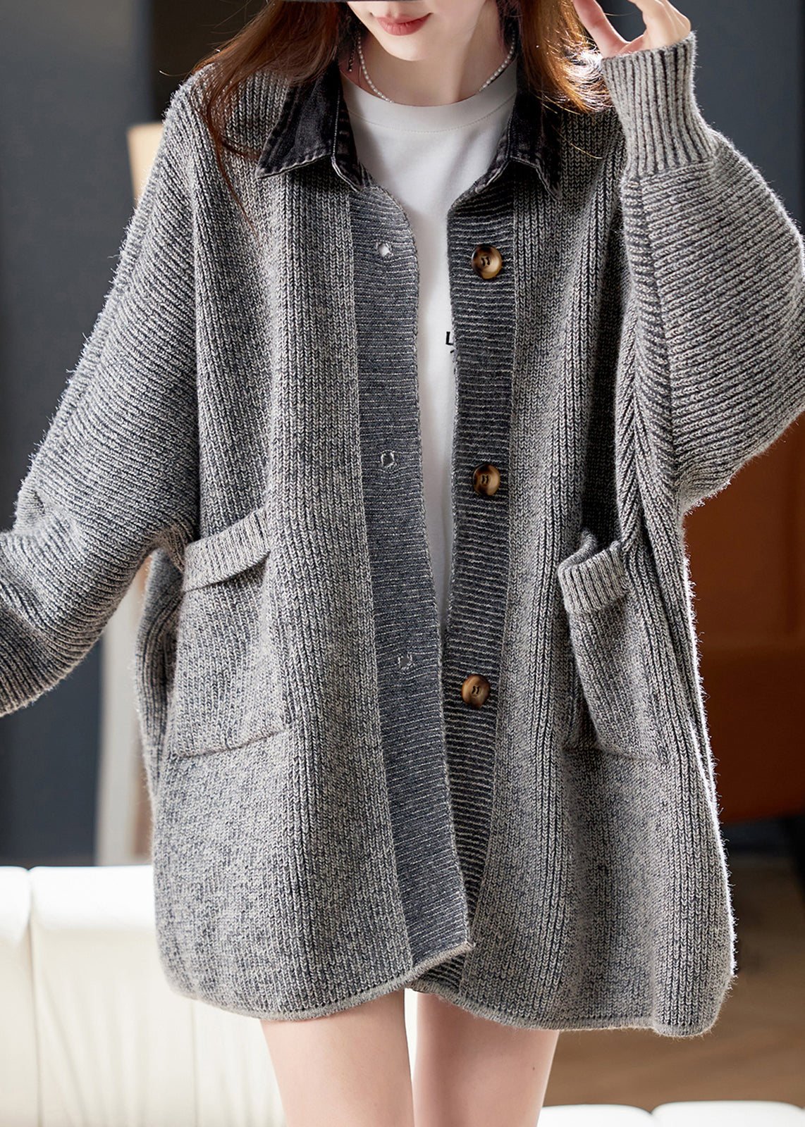Gracefully Styled Cardigan for Any Occasion