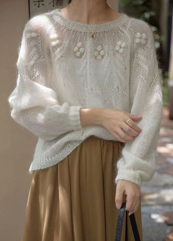 Classic Vintage Sweater with a Flattering Fit