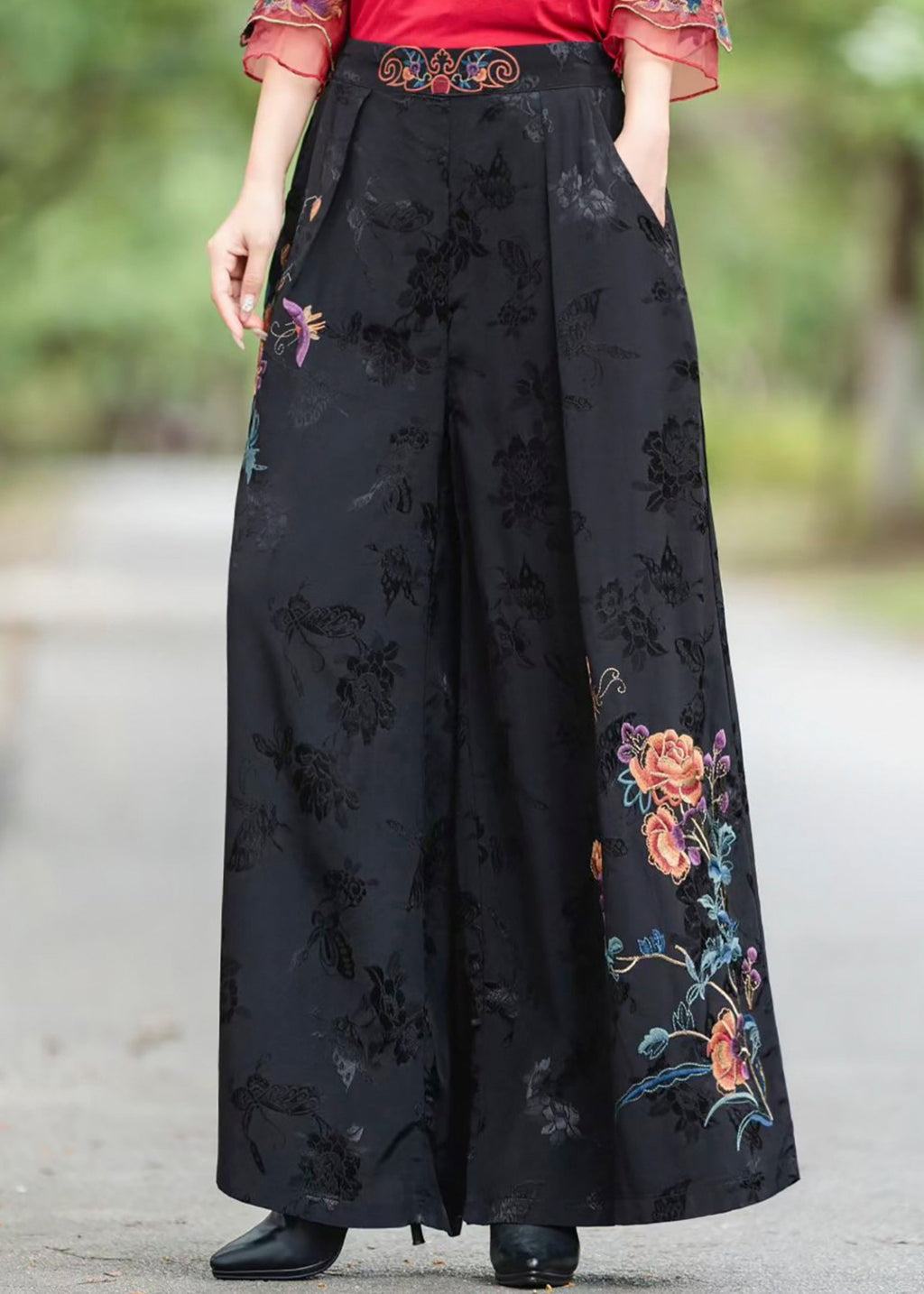 Gracefully Styled Pants for Any Occasion