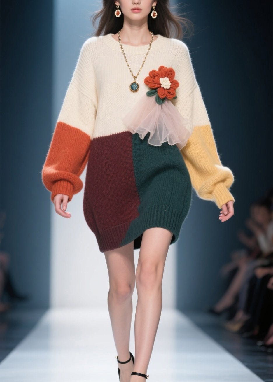 Well Tailored Sweater with a Graceful Silhouette