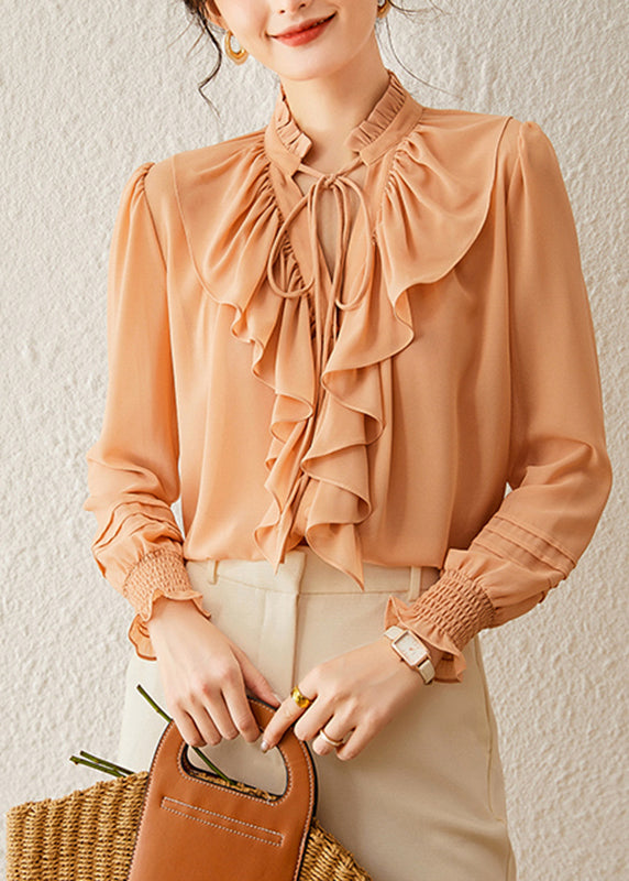 Well Tailored Top with a Graceful Silhouette