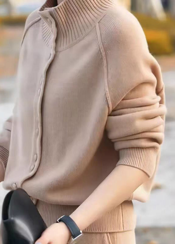Classic Vintage & Enduringly Stylish Coat
