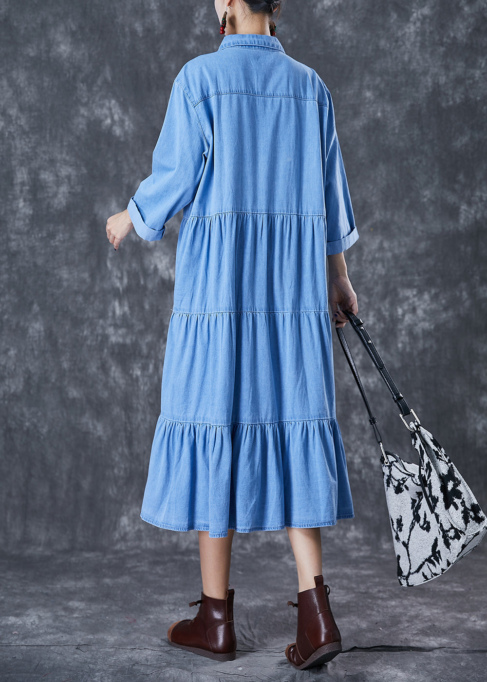 Beautifully Crafted Dress in a Classic Style