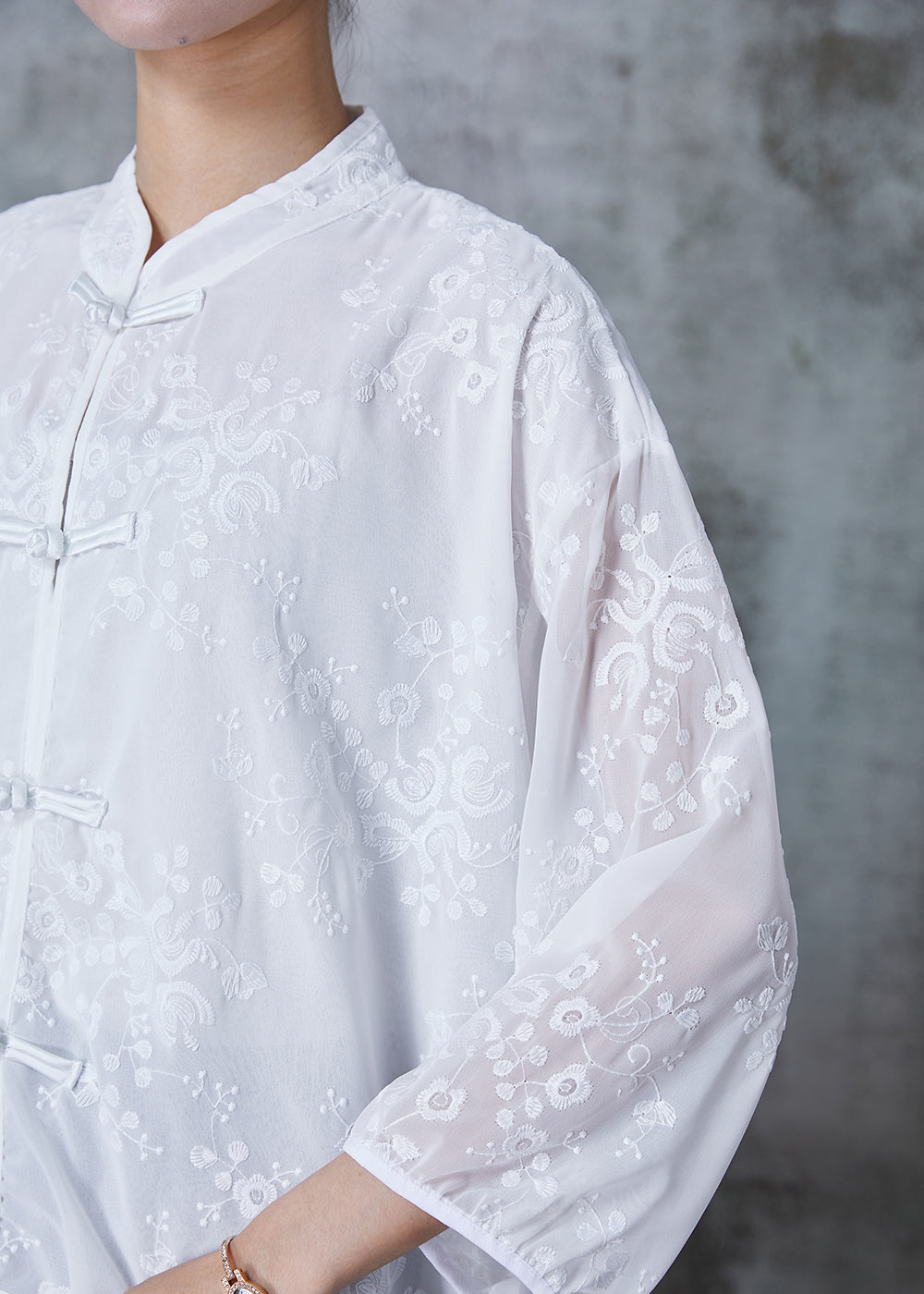 Beautifully Finished Shirt in a Timeless Design