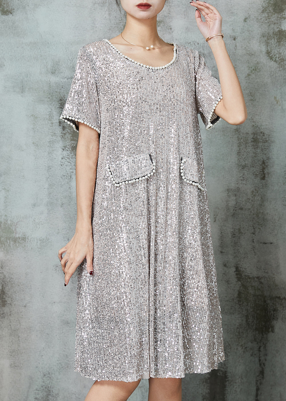 Beautifully Finished Dress in a Timeless Design