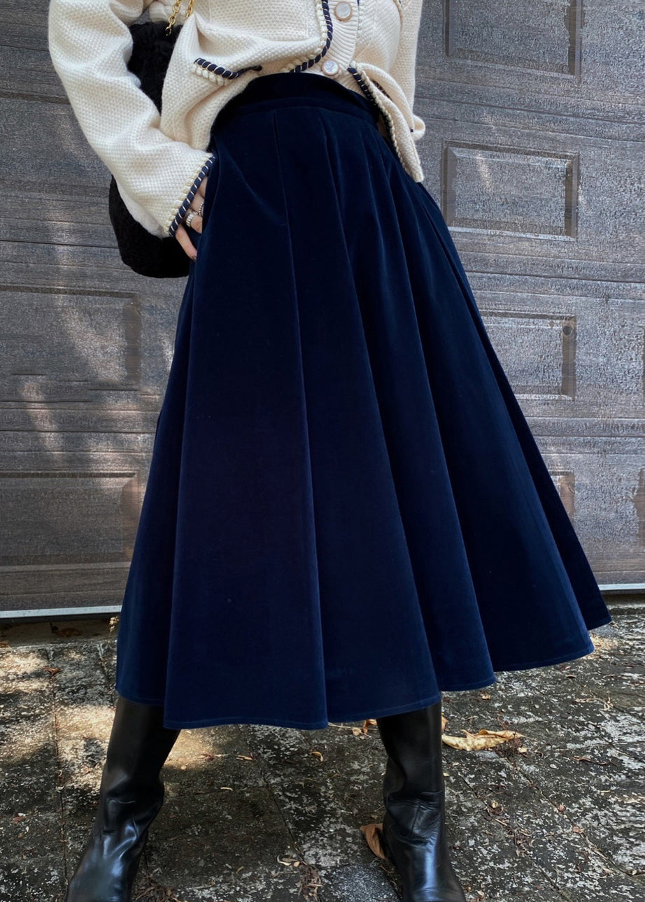 Gracefully Styled Garment for Any Occasion