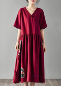 Effortlessly Elegant Dress with a Timeless Design