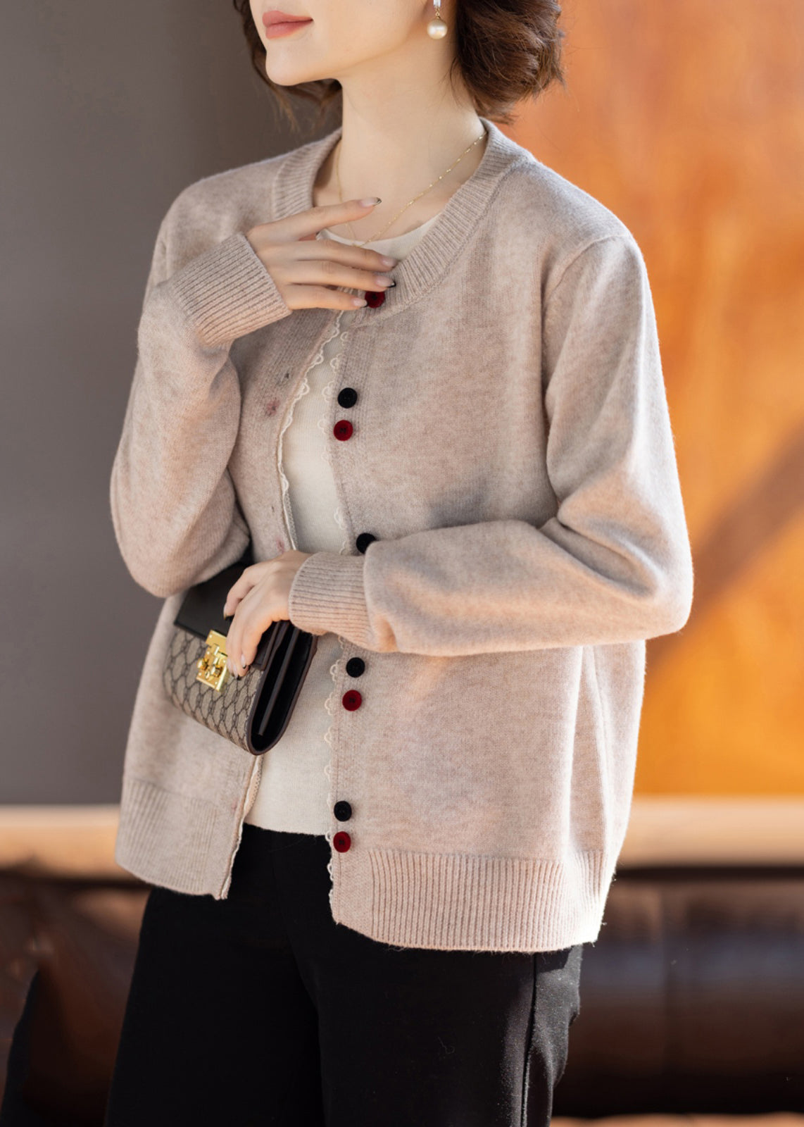 Elegantly Styled Cardigan for Everyday Wear