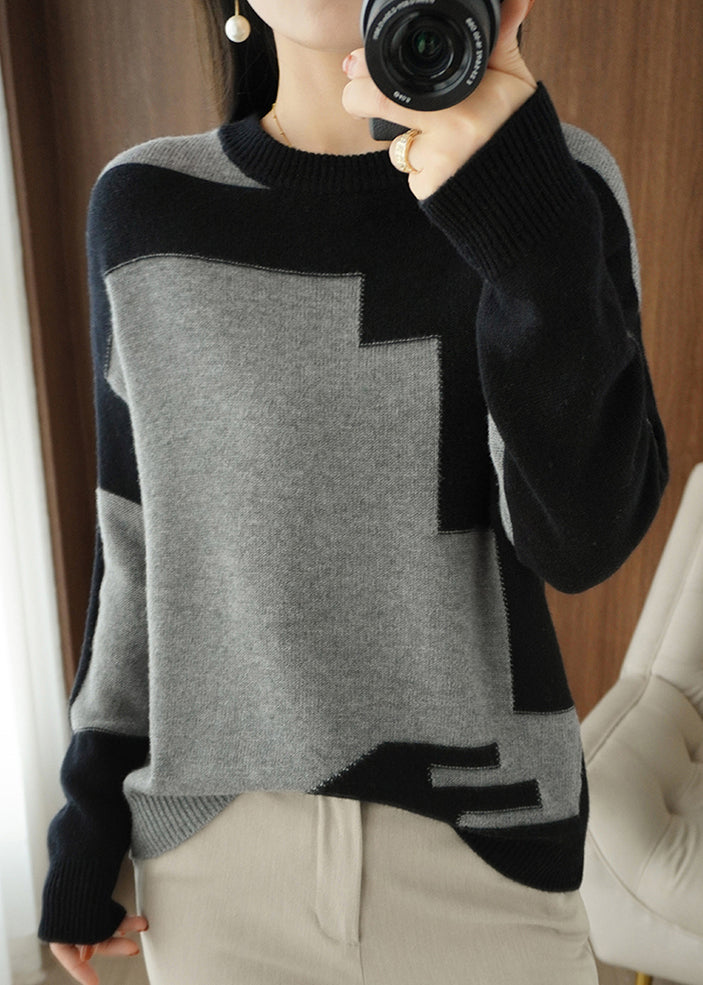 Beautifully Finished Top in a Timeless Design