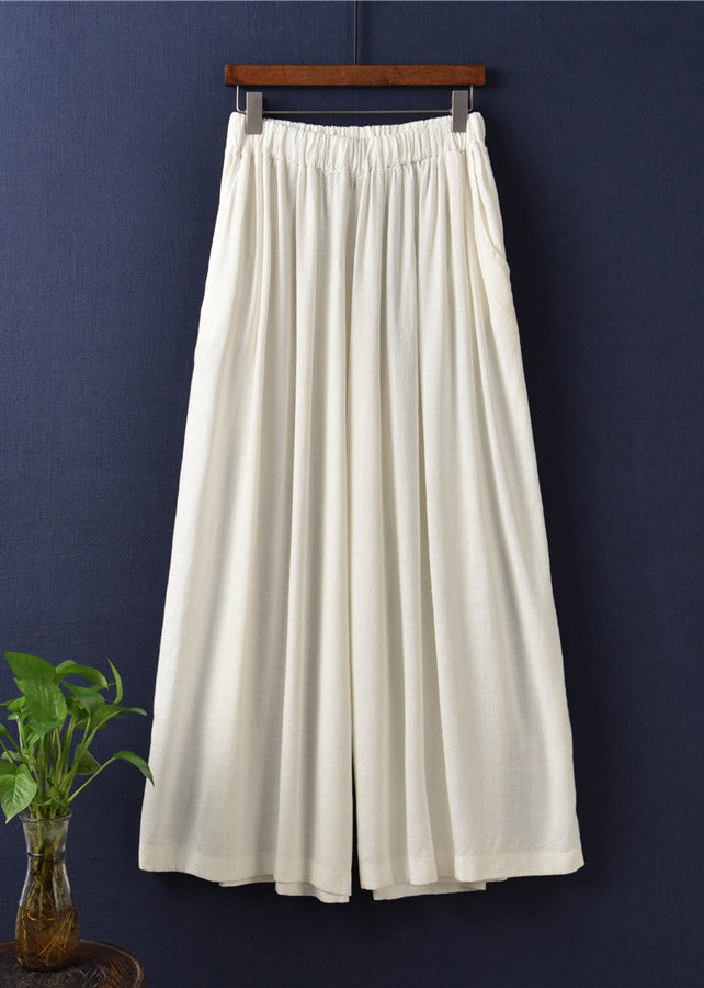 Effortlessly Elegant Pants with a Timeless Design