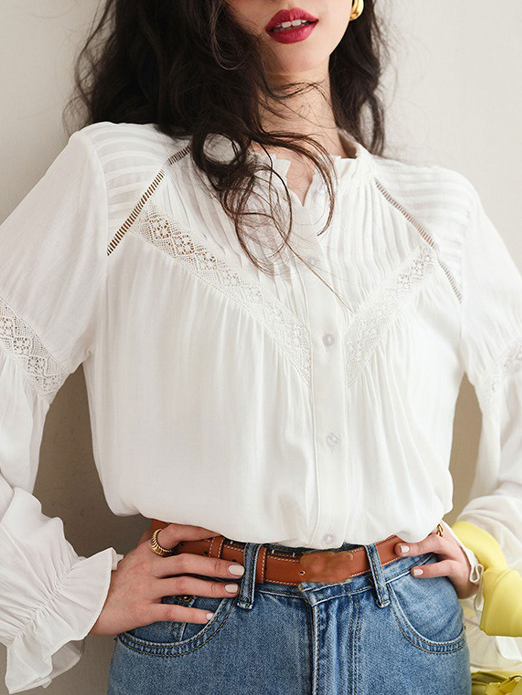 Beautifully Crafted Blouse in a Classic Style