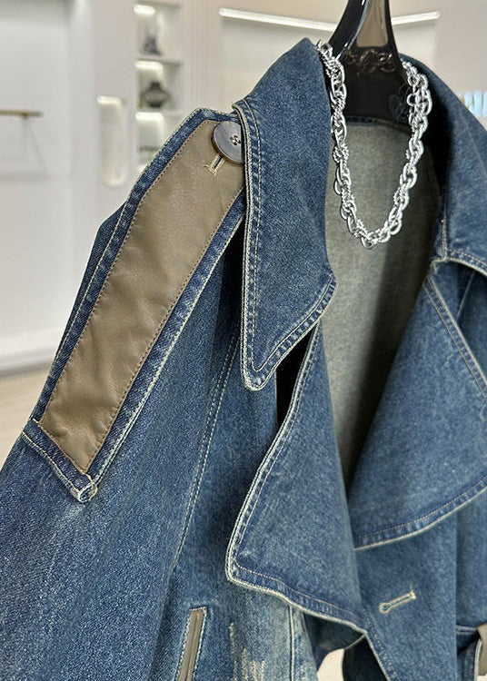 Sophisticated Coat with a Clean Classic Look