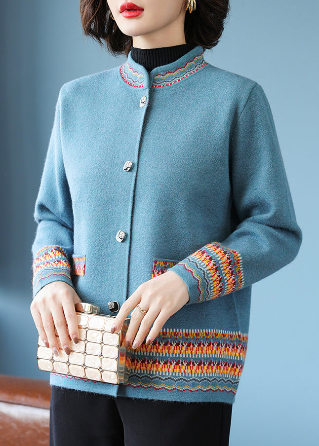 Beautifully Crafted Cardigan in a Classic Style