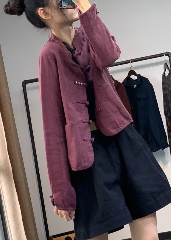Well Tailored Coat with a Graceful Silhouette