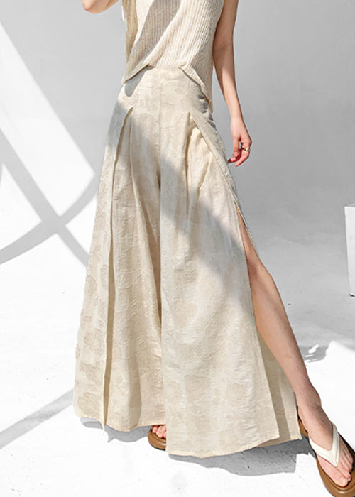 Elegantly Styled Pants for Everyday Wear