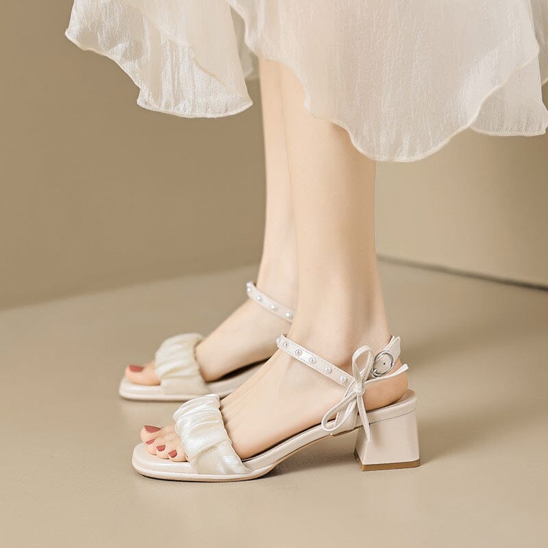 Graceful Orthopedic Sandals for Modern Look