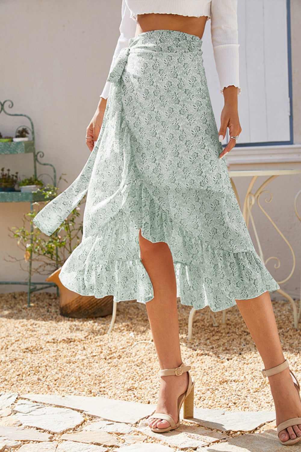 Gracefully Styled Garment for Any Occasion