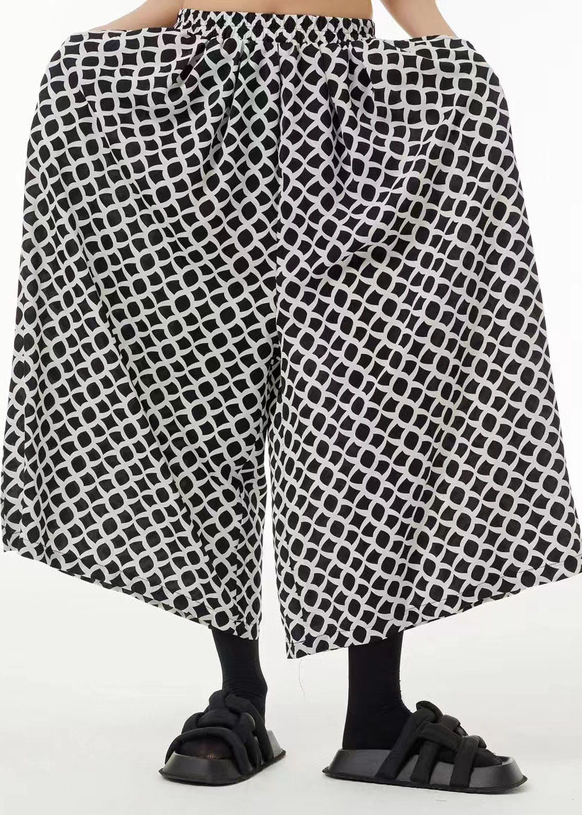 Classic Vintage Pants with a Flattering Fit