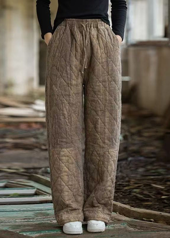 Well Tailored Pants with a Graceful Silhouette