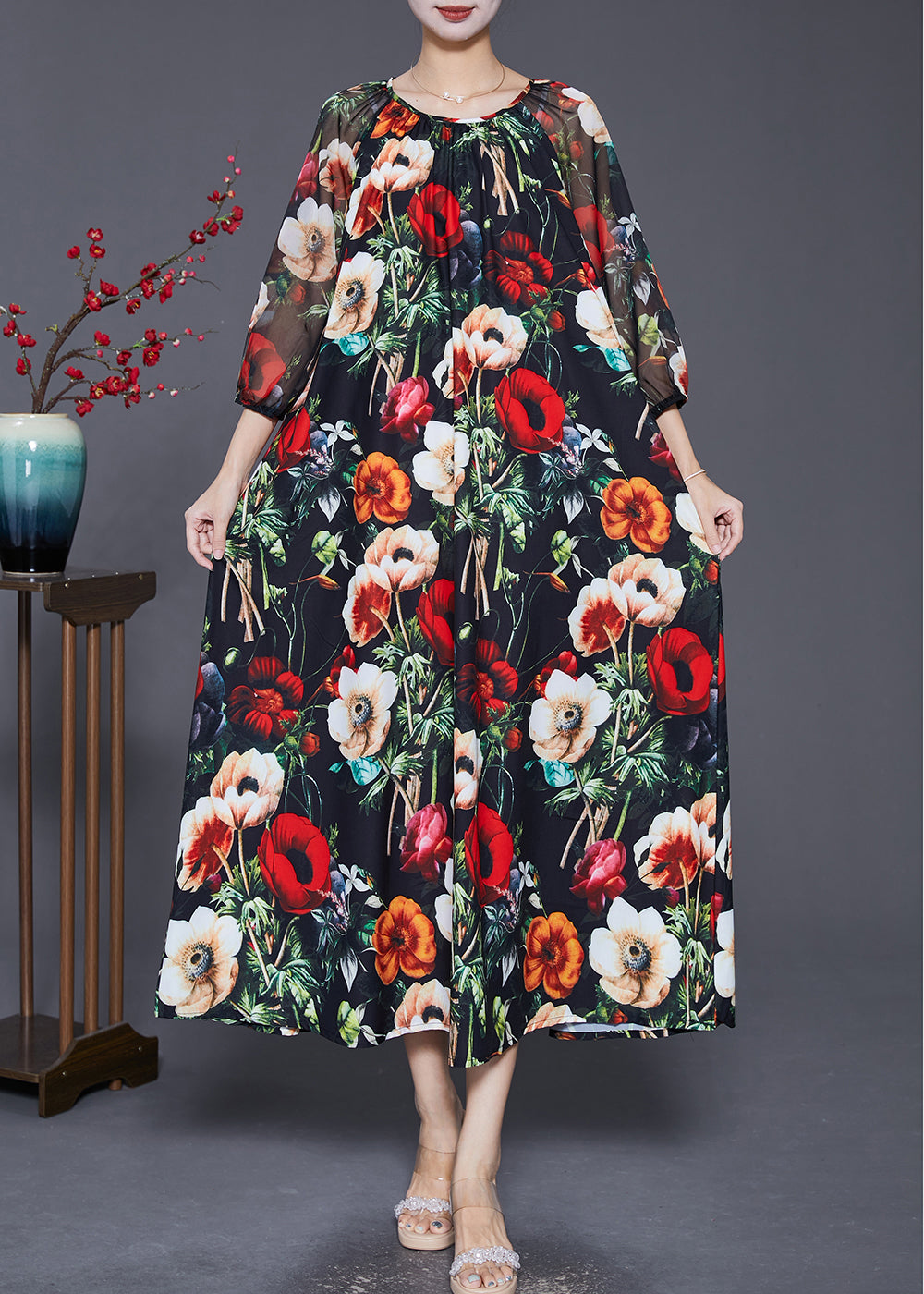 Classic Vintage & Enduringly Stylish Dress