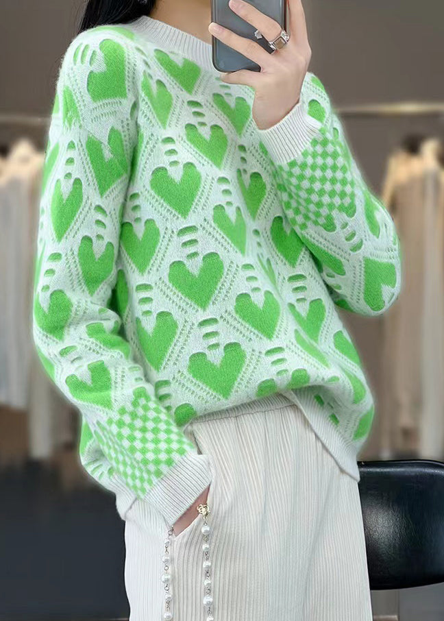 A Vintage Style Top with Delicate Timeless Details