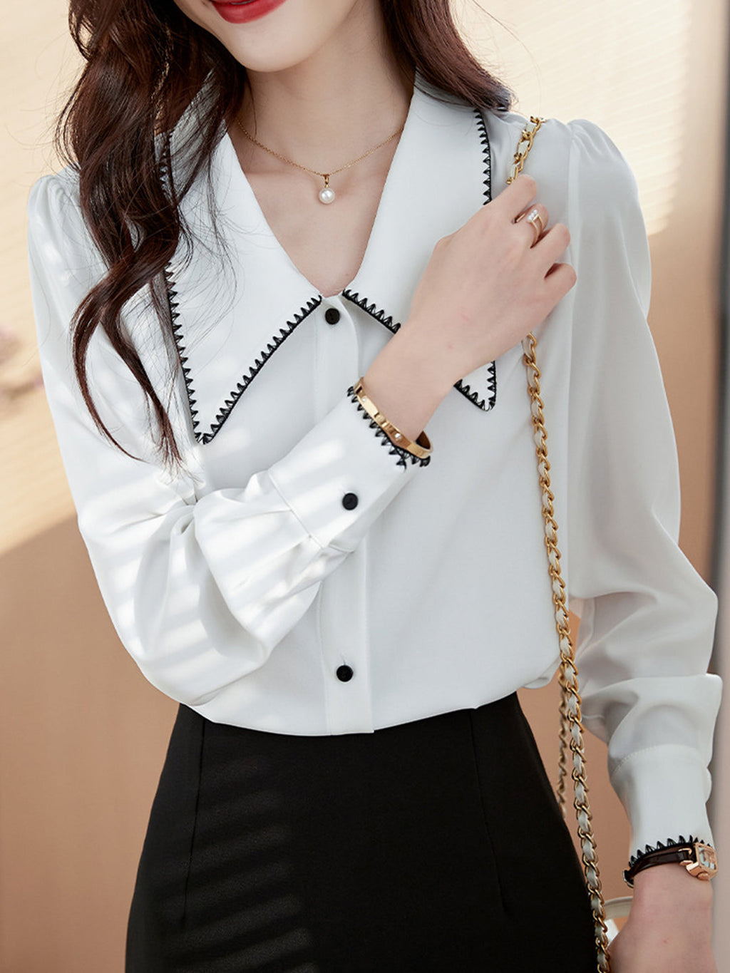 Classic Vintage & Enduringly Stylish Blouse
