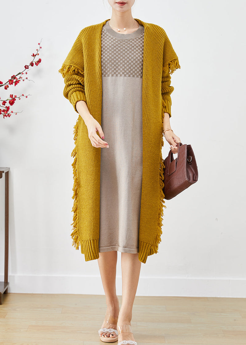 Classic Vintage Cardigan with a Flattering Fit