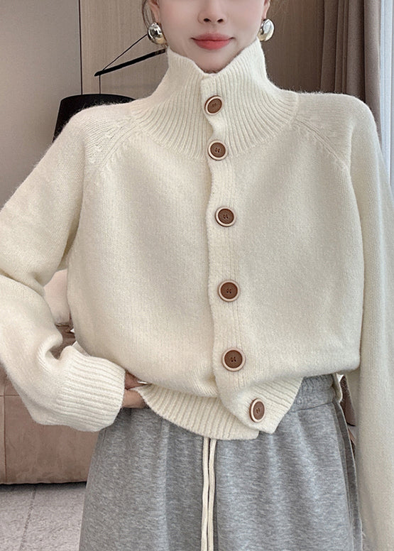 Elegantly Styled Cardigan for Everyday Wear