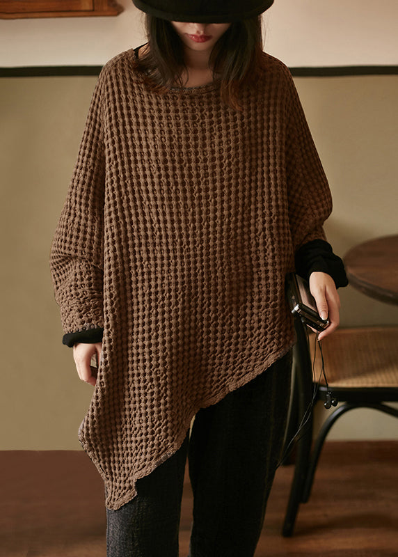 Well Tailored Top with a Graceful Silhouette