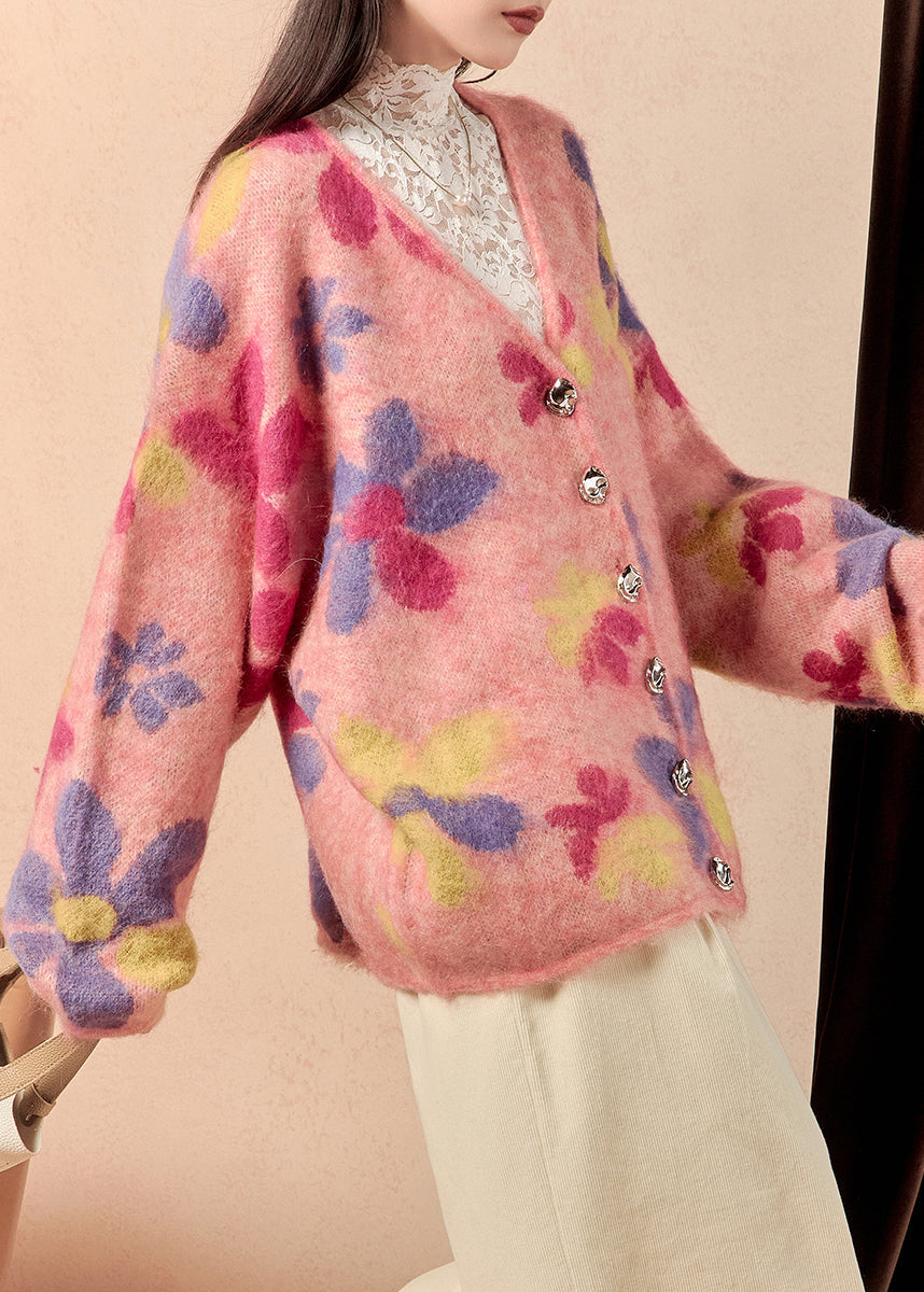 Beautifully Finished Cardigan in a Timeless Design