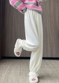 Sophisticated Pants with a Clean Classic Look