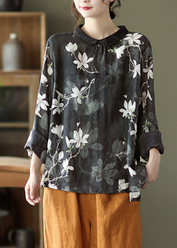 Effortlessly Elegant Top with a Timeless Design