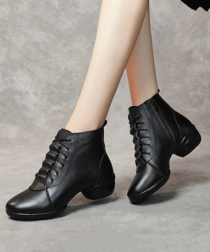 Graceful Orthopedic Boots for Modern Look