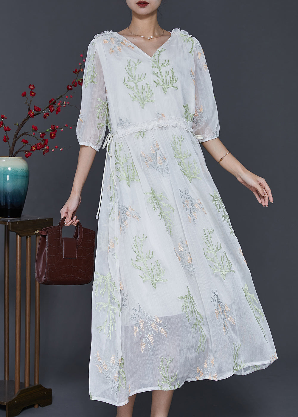 Sophisticated Dress with a Clean Classic Look