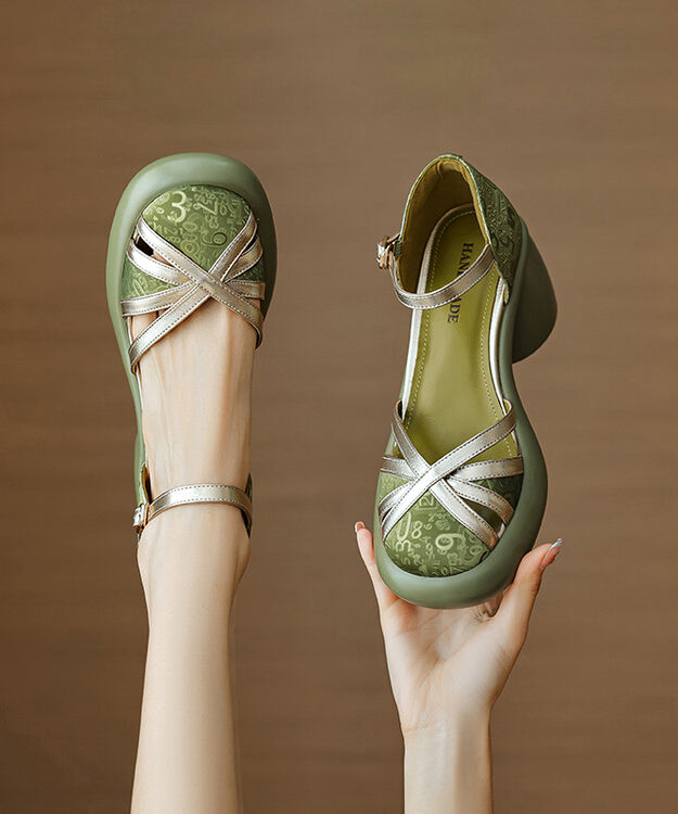 Graceful Orthopedic Sandals for Modern Look