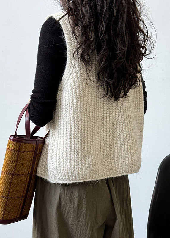 Beautifully Finished Garment in a Timeless Design