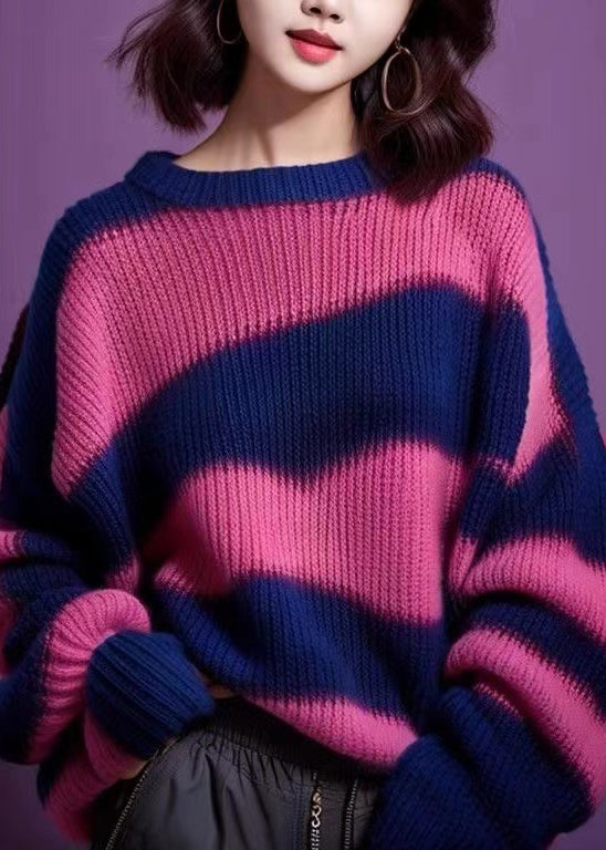 Classic Vintage Sweater with a Flattering Fit