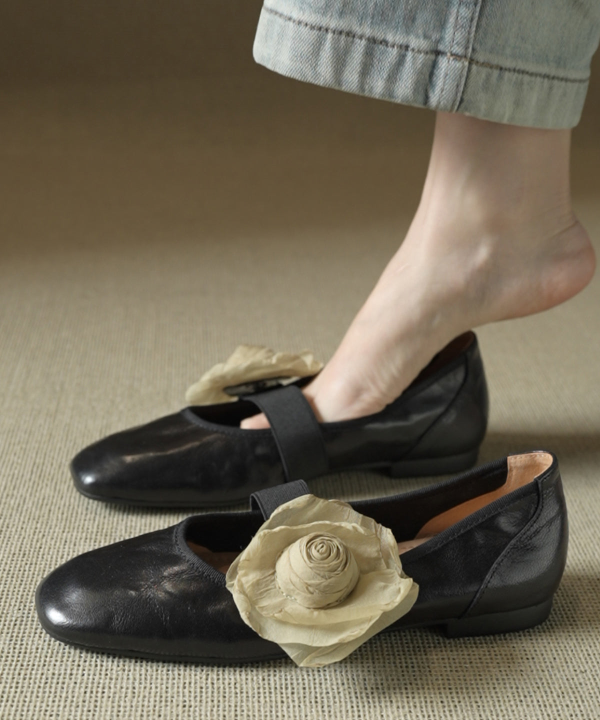Graceful Orthopedic Flats for Modern Look