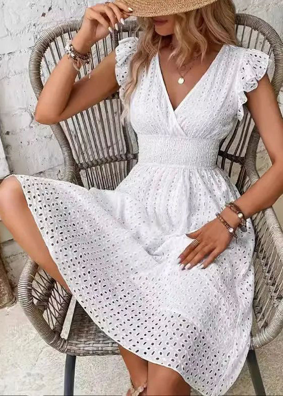 Sophisticated Dress with a Clean Classic Look