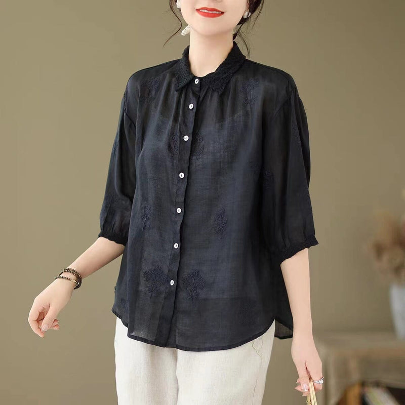 Beautifully Crafted Blouse in a Classic Style